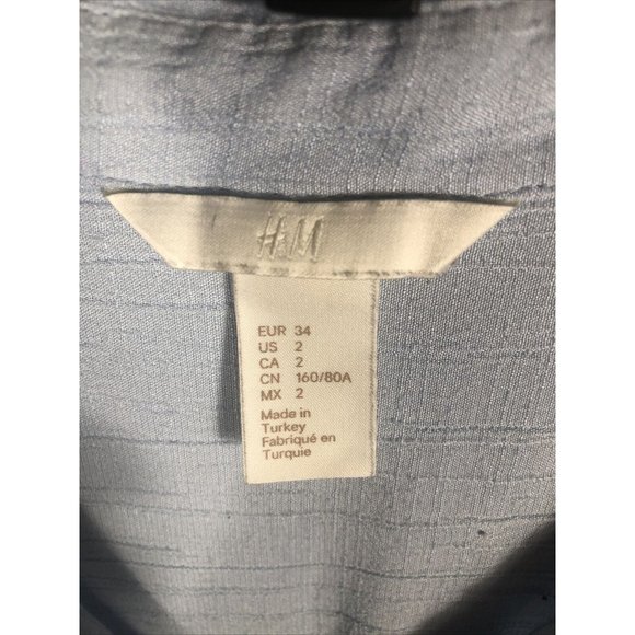 H&M Shirt Button Down Women’s Long Sleeve Light Blue Blouse Adult Size 2  40-42 - Picture 12 of 14
